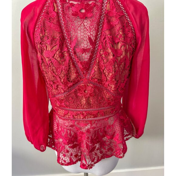 Marchesa Notte Red Lace Top - Picture 6 of 11